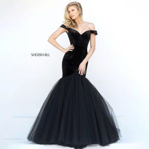 Sherri Hill Black Mermaid dress 50717 size 4